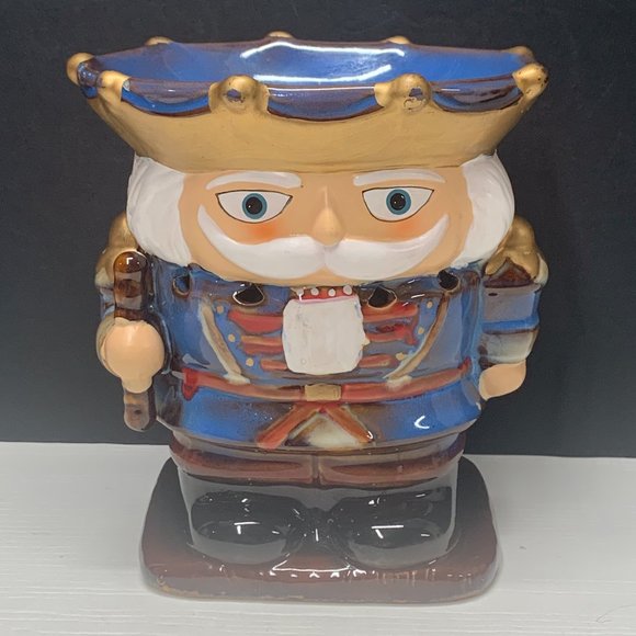 Yankee Candle  Nutcracker Tart Wax Warmer.  Retired - Picture 1 of 7
